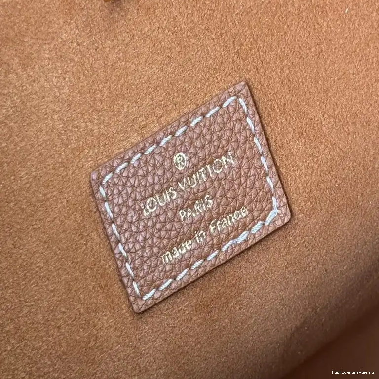 Fashionreps Bags 2408YA0081 LV 0808